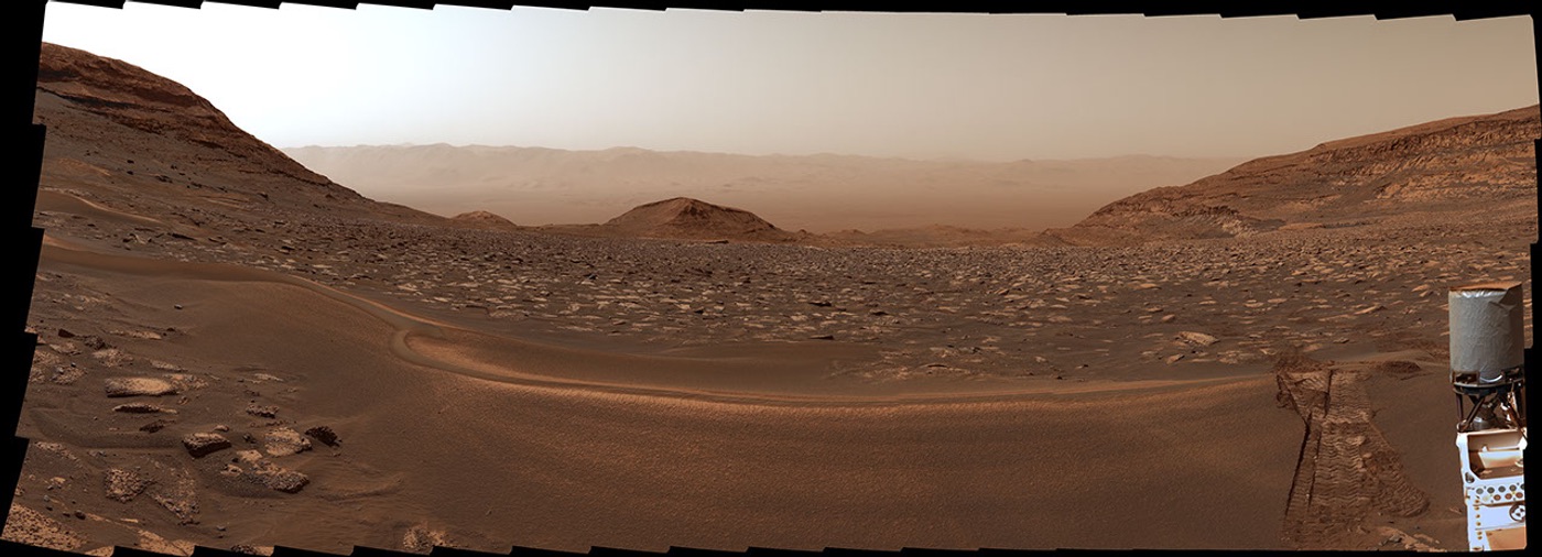 Source picture for: NASA’s Curiosity Looks Back After Reaching Elevation Milestone